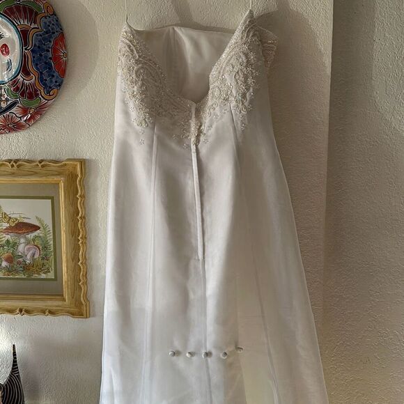 Michaelangelo Size 8 Strapless Wedding Dress chapel Train wedding dress Beaded t - Picture 6 of 10
